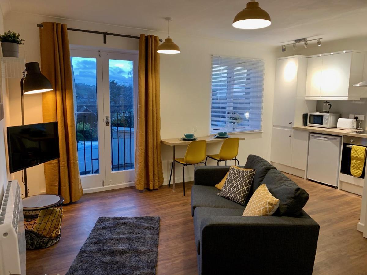 Lower Highview - Self Catering Apartment, Fpventures Апартаменты Страуд